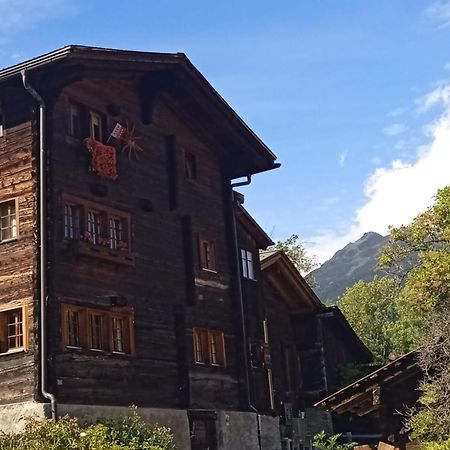 פיש Heimeliges Walliserhaus מראה חיצוני תמונה